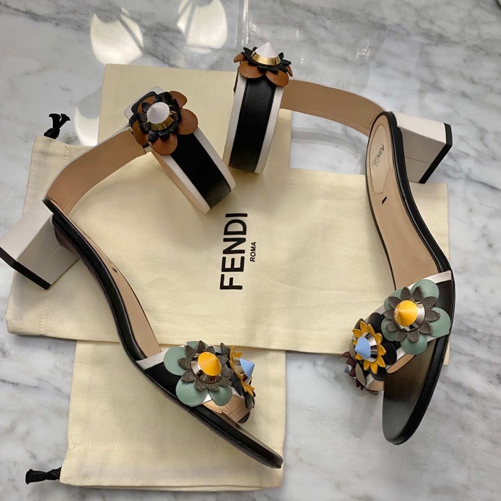 Gorgeous✨FENDI 🌼Flowerland 🌼Colorblock Leather Sandals - Picture 4 of 11